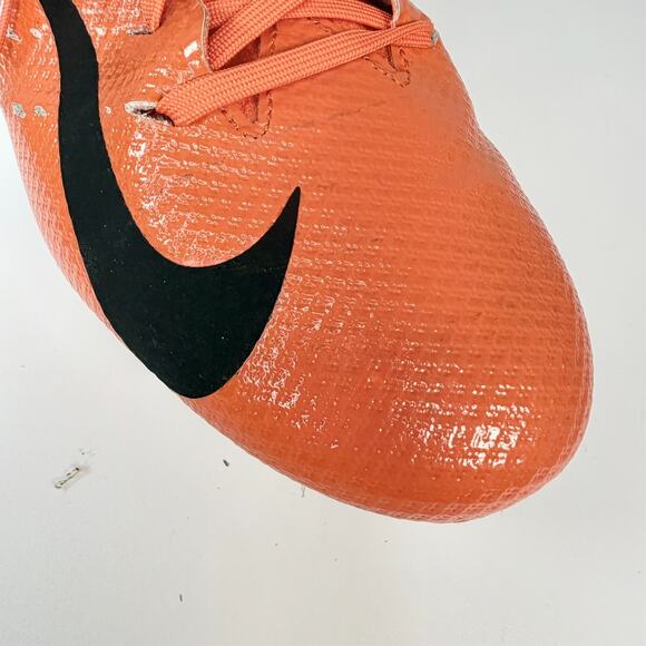 Nike Vapor Untouchable Pro 3 Football Cleats White Orange Hyper AO3021-118 13 - Picture 10 of 13